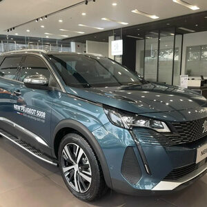 New Peugeot 5008 AL