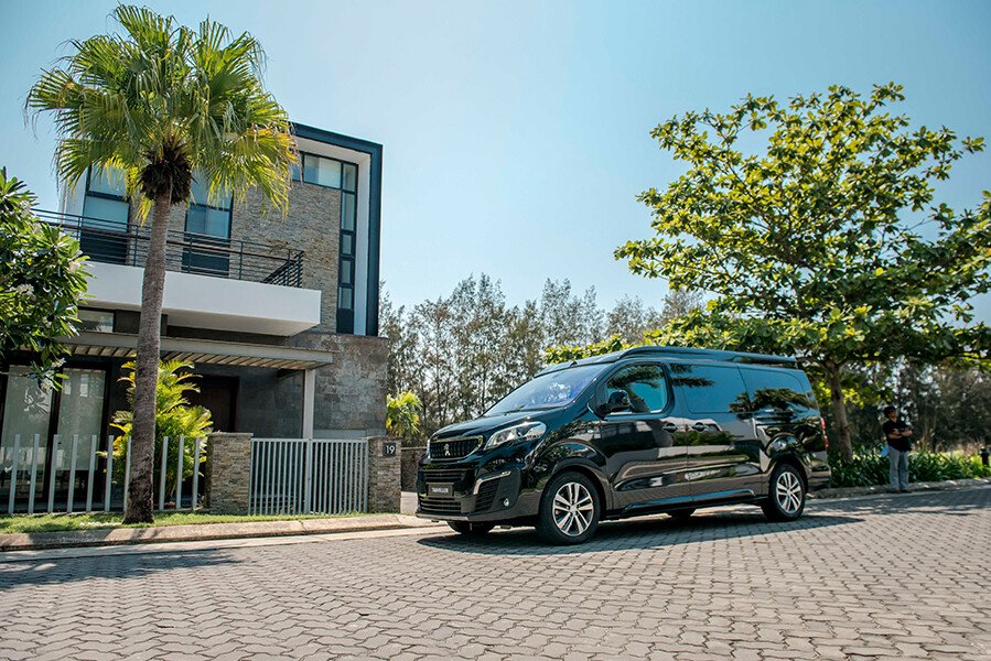 Peugeot Traveller 2019 - Hình 2 Peugeot Traveller 2019 - Hình 2