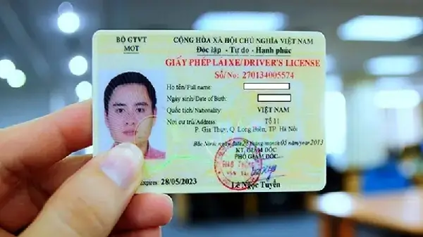 Ảnh Thẻ Thi Bằng Lái Xe Ô Tô: Quy Định Chuẩn & Bí Quyết Chụp Đẹp Ảnh Thẻ Thi Bằng Lái Xe Ô Tô: Quy Định Chuẩn & Bí Quyết Chụp Đẹp