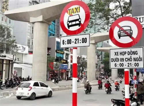 Biển Cấm Xe Ô Tô: Ý Nghĩa, Quy Định Và Cách Xử Lý Khi Vi Phạm