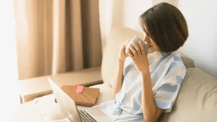 Hướng Dẫn Chi Tiết Về Việc Lắp Cảm Biến Lùi Ô Tô: Từ A Đến Z