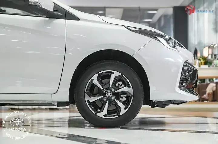 Chiều Dài Xe Vios 4.425mm: Phân Tích Tác Động Thực Tế Đến Trải Nghiệm Lái Xe