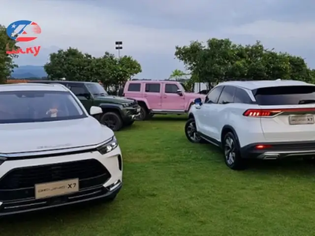 Kinh Doanh Dịch Vụ Ô Tô: 5 Cách Kiếm Tiền Thông Minh Từ Xe Con
