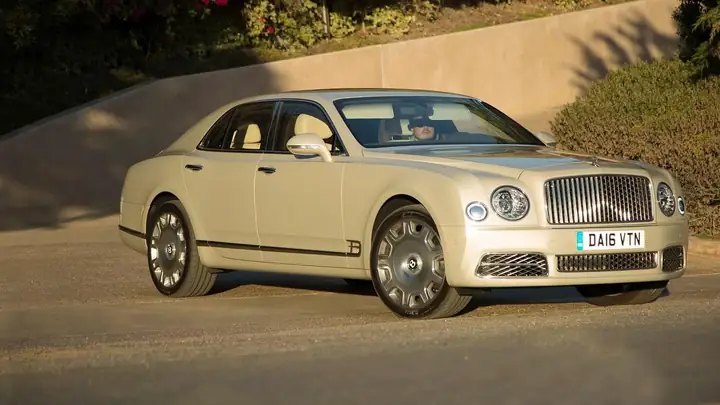 Giá Xe Ô Tô Bentley: Bảng Giá Chi Tiết Nhất Và Đánh Giá Toàn Diện