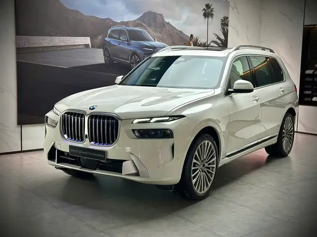 Giá Xe Ô Tô Bmw X7