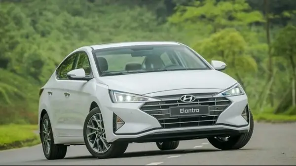 Giá Xe Ô Tô Hyundai 2026: Bảng Giá Chi Tiết Và Ưu Đãi Hấp Dẫn Nhất Giá Xe Ô Tô Hyundai 2026: Bảng Giá Chi Tiết Và Ưu Đãi Hấp Dẫn Nhất