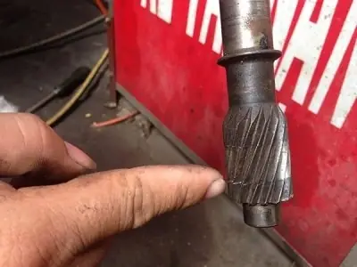 Các Lỗi Hệ Thống Lái Ô Tô: Nguyên Nhân & Cách Khắc Phục Chi Tiết