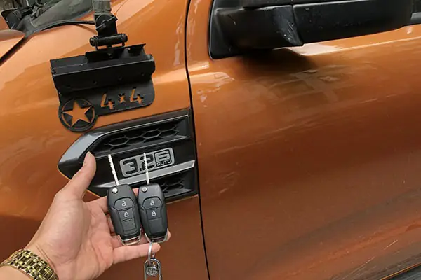 Làm Chìa Khóa Ô Tô: Hướng Dẫn Toàn Diện Từ A Đến Z