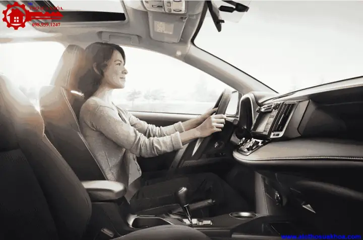 Hướng Dẫn Lái Xe Ô Tô An Toàn Từ A Đến Z