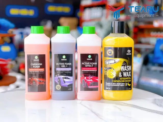Bảng So Sánh Chi Tiết: 4 Dòng Nước Rửa Xe Ô Tô Tại Nhà Phổ Biến Nhất Bảng So Sánh Chi Tiết: 4 Dòng Nước Rửa Xe Ô Tô Tại Nhà Phổ Biến Nhất