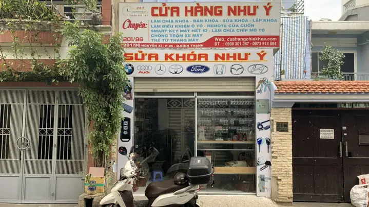 Ổ Khóa Cửa Xe Ô Tô: Hướng Dẫn Thay Thế & Nhận Biết Lỗi Chi Tiết