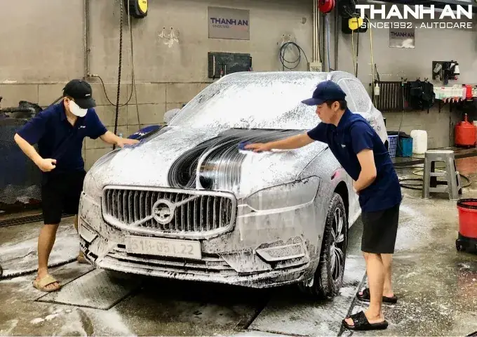 Rửa Xe Ô Tô Quận 4: Bí Quyết Chọn Dịch Vụ Uy Tín, Bảo Vệ Xe Tối Ưu Rửa Xe Ô Tô Quận 4: Bí Quyết Chọn Dịch Vụ Uy Tín, Bảo Vệ Xe Tối Ưu