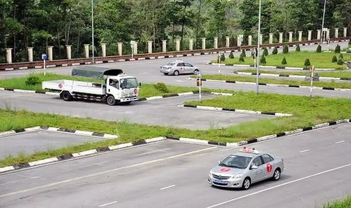 Tăng Lệ Phí Thi Bằng Lái Xe Ô Tô