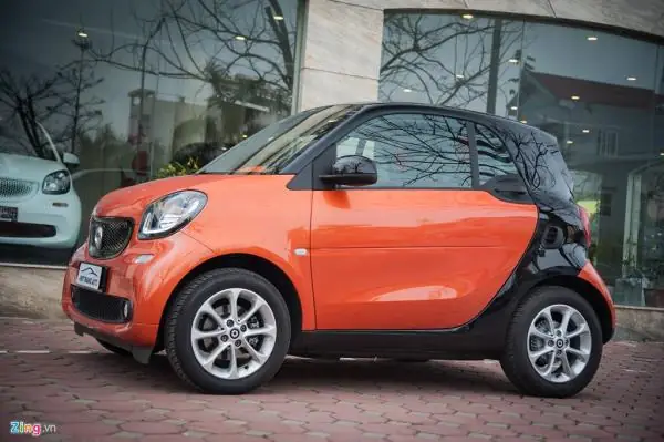 Xe Ô Tô 2 Chỗ Smart Fortwo: Đánh Giá Toàn Diện Từ A Đến Z