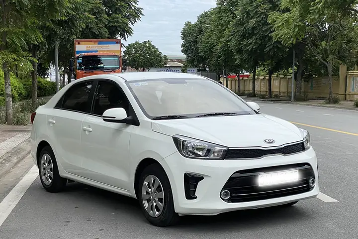 Xe Ô Tô Cũ: Bí Quyết Mua Bán An Toàn Và Tiết Kiệm Chi Phí Xe Ô Tô Cũ: Bí Quyết Mua Bán An Toàn Và Tiết Kiệm Chi Phí