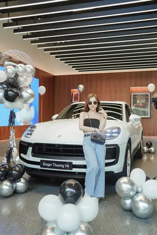 Xe Ô Tô Của Các Sao Việt Xe Ô Tô Của Các Sao Việt