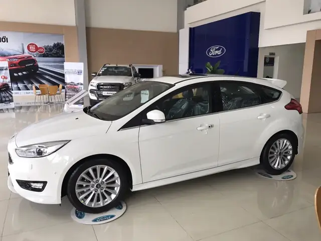 Ford Focus 2018 Có Nên Mua? Phân Tích Toàn Diện Từ Chuyên Gia