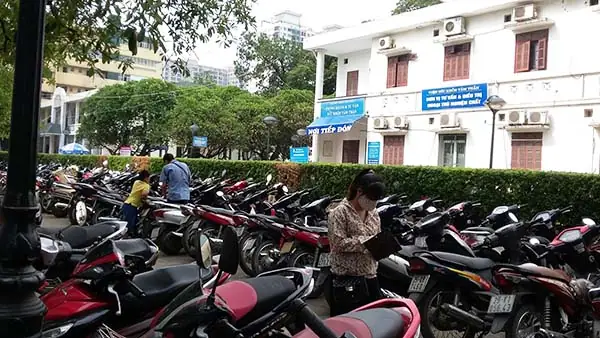 Bãi Giữ Xe Ô Tô Bệnh Viện Bình Dân: Hướng Dẫn Chi Tiết Bãi Giữ Xe Ô Tô Bệnh Viện Bình Dân: Hướng Dẫn Chi Tiết