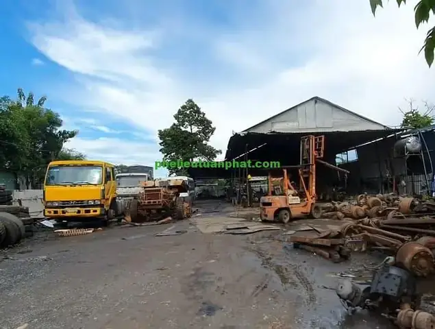Bãi Xe Ô Tô Phế Liệu Hà Nội: Hướng Dẫn Toàn Diện Từ A Đến Z