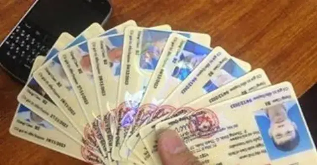 Bằng Lái Ô Tô B2 Hết Hạn: Hướng Dẫn Gia Hạn Đúng Luật, Tránh Phạt Nặng Bằng Lái Ô Tô B2 Hết Hạn: Hướng Dẫn Gia Hạn Đúng Luật, Tránh Phạt Nặng