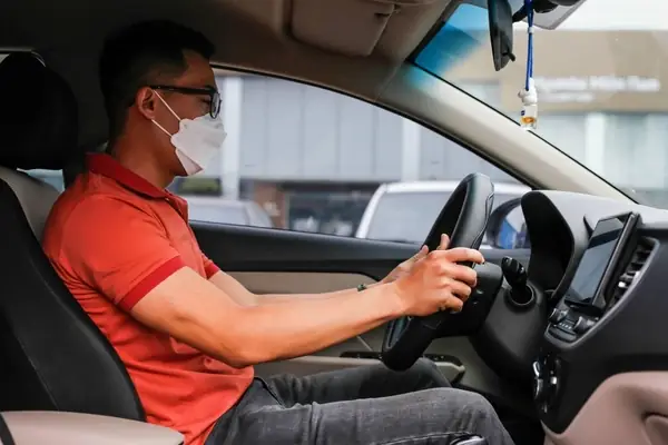 Cách Nổ Máy Ô Tô Đúng Cách: Hướng Dẫn Chi Tiết Cho Số Sàn & Số Tự Động Cách Nổ Máy Ô Tô Đúng Cách: Hướng Dẫn Chi Tiết Cho Số Sàn & Số Tự Động