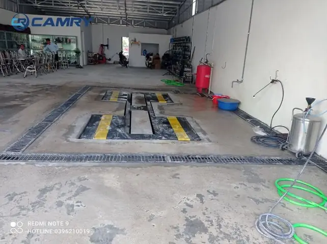 Cấu Tạo Cầu Nâng 1 Trụ Rửa Xe Ô Tô: Bộ Phận & Nguyên Lý Hoạt Động Cấu Tạo Cầu Nâng 1 Trụ Rửa Xe Ô Tô: Bộ Phận & Nguyên Lý Hoạt Động