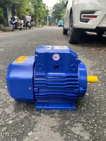 Cơ Sở Vá Vỏ Xe Ô Tô Hoàng Phương Cơ Sở Vá Vỏ Xe Ô Tô Hoàng Phương