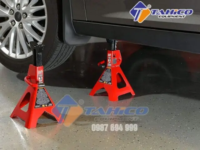 Hướng Dẫn Sử Dụng Con Đội Xe Ô Tô An Toàn Và Chính Xác Hướng Dẫn Sử Dụng Con Đội Xe Ô Tô An Toàn Và Chính Xác