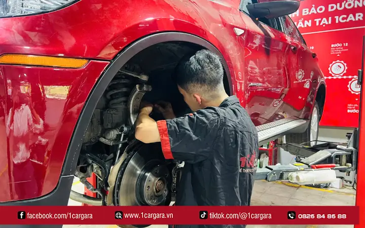 Bảo Dưỡng Xe Ô Tô 40000km: Danh Mục Chi Tiết & Lưu Ý Quan Trọng Bảo Dưỡng Xe Ô Tô 40000km: Danh Mục Chi Tiết & Lưu Ý Quan Trọng
