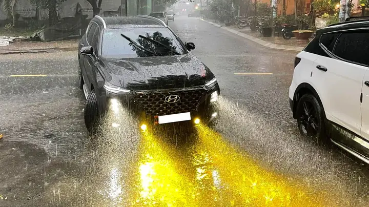 Đèn Phá Sương Xe Ô Tô