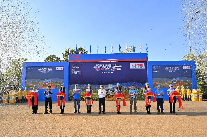 Đua Xe Ô Tô Địa Hình Việt Nam: Từ Pvoil Cup Đến Kỹ Năng Lái Xe