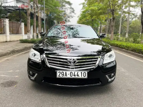 Đánh Giá Chi Tiết Toyota Camry 3.5: Sức Mạnh V6 Cho Dân Chơi Xe Cá Tính Đánh Giá Chi Tiết Toyota Camry 3.5: Sức Mạnh V6 Cho Dân Chơi Xe Cá Tính