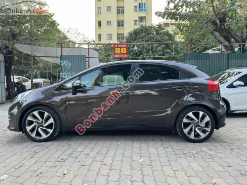 Giá Xe Kia Rio 2026: Cập Nhật Bảng Giá Mới & Cũ Chi Tiết Từ A-z Giá Xe Kia Rio 2026: Cập Nhật Bảng Giá Mới & Cũ Chi Tiết Từ A-z