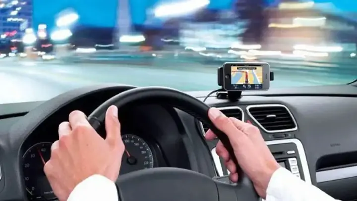 Thiết Bị Giám Sát Hành Trình Xe Ô Tô Là Gì? Cách Hoạt Động, Quy Định & Hướng Dẫn Thiết Bị Giám Sát Hành Trình Xe Ô Tô Là Gì? Cách Hoạt Động, Quy Định & Hướng Dẫn