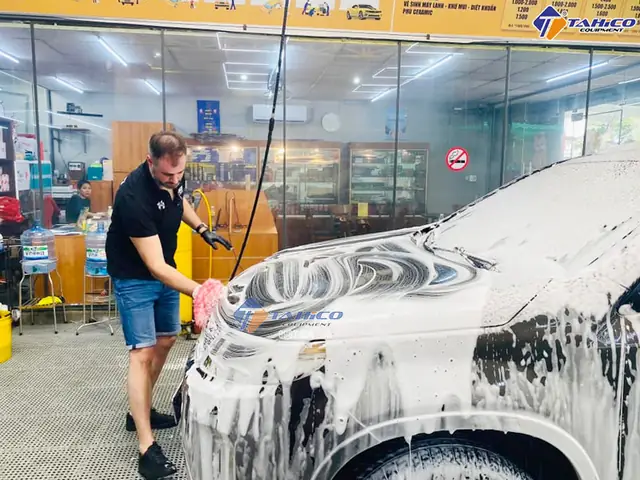 Học Cách Rửa Xe Ô Tô Học Cách Rửa Xe Ô Tô