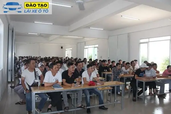 Học Bằng Lái Xe Ô Tô B2 Tại Bình Thuận: Hướng Dẫn Chi Tiết Và Mẹo Đậu 100% Học Bằng Lái Xe Ô Tô B2 Tại Bình Thuận: Hướng Dẫn Chi Tiết Và Mẹo Đậu 100%