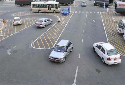 Học Phí Lái Xe Ô Tô Tại Đà Nẵng: Bảng Giá Chi Tiết Và Kinh Nghiệm Chọn Trung Tâm Uy Tín Học Phí Lái Xe Ô Tô Tại Đà Nẵng: Bảng Giá Chi Tiết Và Kinh Nghiệm Chọn Trung Tâm Uy Tín