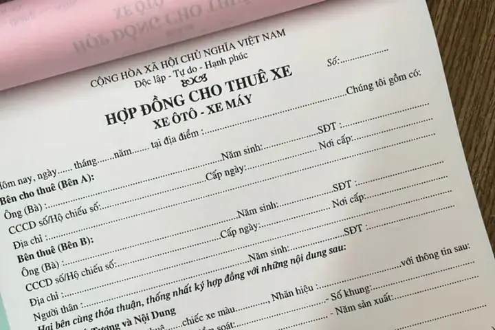 Hợp Đồng Cho Thuê Xe Ô Tô Theo Tháng: Mẫu Chuẩn & Hướng Dẫn Ký Kết An Toàn Hợp Đồng Cho Thuê Xe Ô Tô Theo Tháng: Mẫu Chuẩn & Hướng Dẫn Ký Kết An Toàn