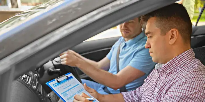 Hướng Dẫn Lái Xe Ô Tô Trên Đường Đầy Đủ & Chuyên Sâu Hướng Dẫn Lái Xe Ô Tô Trên Đường Đầy Đủ & Chuyên Sâu