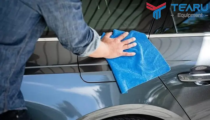 Khăn Lau Kính Xe Ô Tô: Bí Quyết Chọn Mua & Hướng Dẫn Sử Dụng Chuẩn Chuyên Gia Khăn Lau Kính Xe Ô Tô: Bí Quyết Chọn Mua & Hướng Dẫn Sử Dụng Chuẩn Chuyên Gia