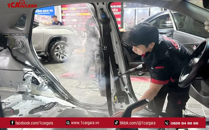 Khử Mùi Nội Thất Ô Tô: Từ Nguyên Nhân Đến Giải Pháp Hiệu Quả Khử Mùi Nội Thất Ô Tô: Từ Nguyên Nhân Đến Giải Pháp Hiệu Quả