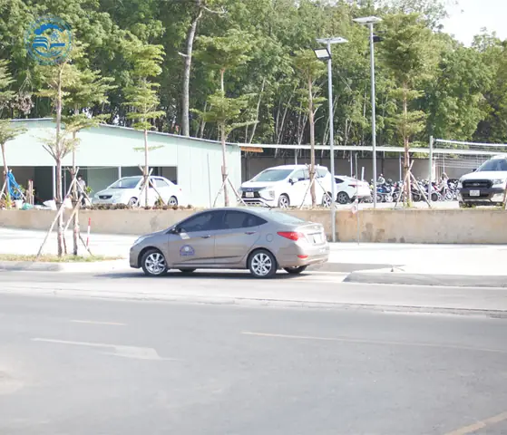 Kỹ Năng Học Lái Xe Ô Tô Cơ Bản: Hướng Dẫn Chi Tiết Từ A Đến Z Kỹ Năng Học Lái Xe Ô Tô Cơ Bản: Hướng Dẫn Chi Tiết Từ A Đến Z