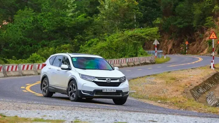 Mơ Thấy Lái Xe Ô Tô Xuống Dốc: Bí Quyết Lái Xe An Toàn Trên Đường Dốc Mơ Thấy Lái Xe Ô Tô Xuống Dốc: Bí Quyết Lái Xe An Toàn Trên Đường Dốc