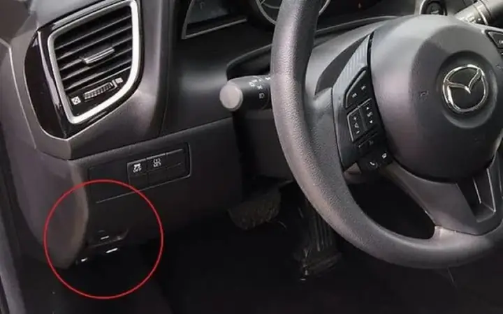 Vị Trí Nút Mở Cốp Xe Ô Tô Và Cách Xử Lý Khi Mất Chìa Khóa Vị Trí Nút Mở Cốp Xe Ô Tô Và Cách Xử Lý Khi Mất Chìa Khóa