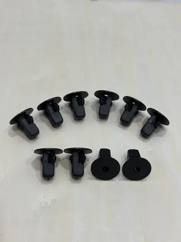 Nút Nhựa Xe Ô Tô Nút Nhựa Xe Ô Tô