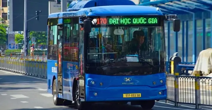 Để Ô Tô Ở Nhà, Đi Xe Buýt: Trải Nghiệm Thay Đổi Hoàn Toàn