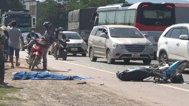 Cách Phòng Tránh Tai Nạn Ô Tô Và Xe Máy Cách Phòng Tránh Tai Nạn Ô Tô Và Xe Máy
