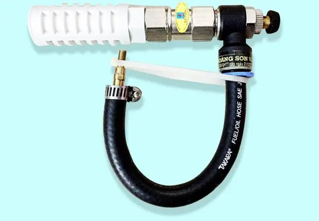 Thiết Bị Tiết Kiệm Xăng Ô Tô: Đánh Giá Thực Tế & Lời Khuyên Chuyên Gia Thiết Bị Tiết Kiệm Xăng Ô Tô: Đánh Giá Thực Tế & Lời Khuyên Chuyên Gia