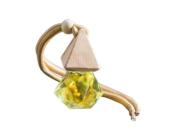 Hướng Dẫn Sử Dụng Tinh Dầu Sả Chanh Treo Xe Ô Tô Đúng Cách