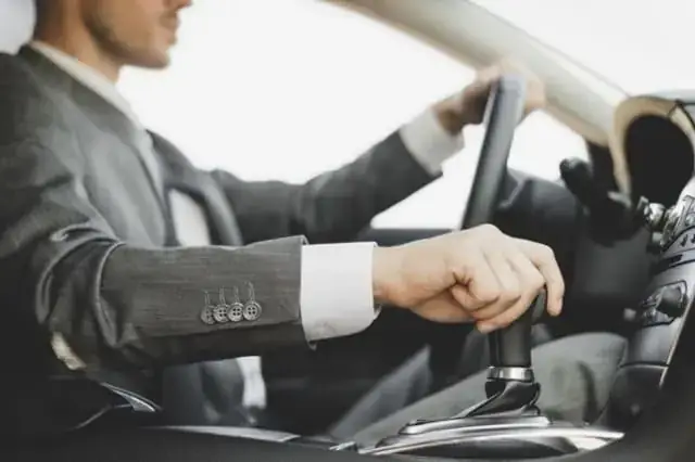 Tốc Độ Xe Ô Tô Trong Thành Phố: Quy Định, Kỹ Năng Và Lời Khuyên An Toàn Tốc Độ Xe Ô Tô Trong Thành Phố: Quy Định, Kỹ Năng Và Lời Khuyên An Toàn